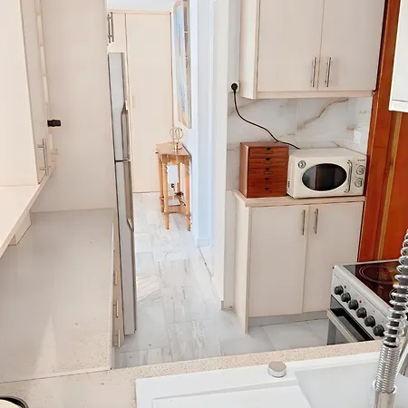 Chateau Lykabettus Apartment Athen